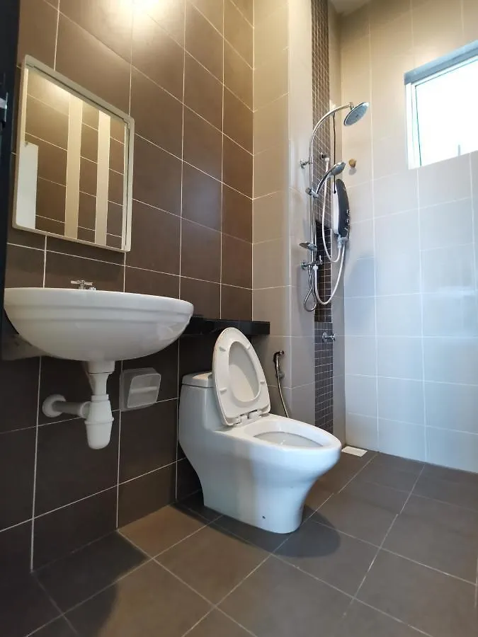 Bukit Indah 6Pax Wifi Netflix 3 Bedroom Johor Bahru Apartment