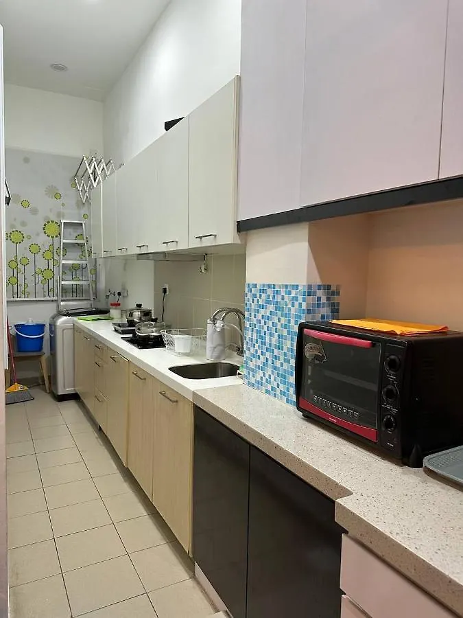 Bukit Indah 6Pax Wifi Netflix 3 Bedroom Johor Bahru Malaysia